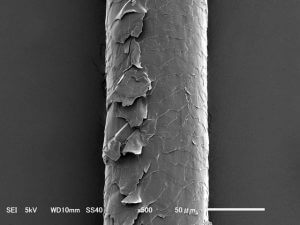 髪質改善とサロントリートメントの違いは？
