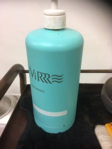 シャンプーを変えたら抜け毛が増えた？！