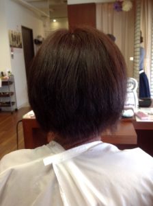 こんな美容師は嫌だ！パーマとストレートでビビってしまった髪をホスピで改善！！