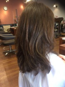 乾かすだけでまいたようなカールを出すパーマ