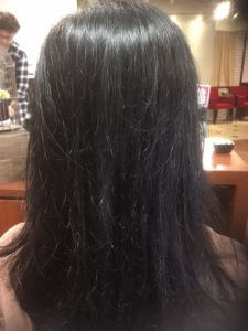 髪を素髪にしたら細かいモヤモヤした髪が現れた！？