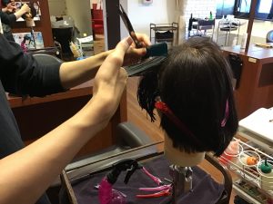 アカデミー通信vo20〜ホスピシャンプー体験からのカット練習〜