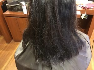 細くてクセが強い髪にはベースメイクが最適！その理由は、、